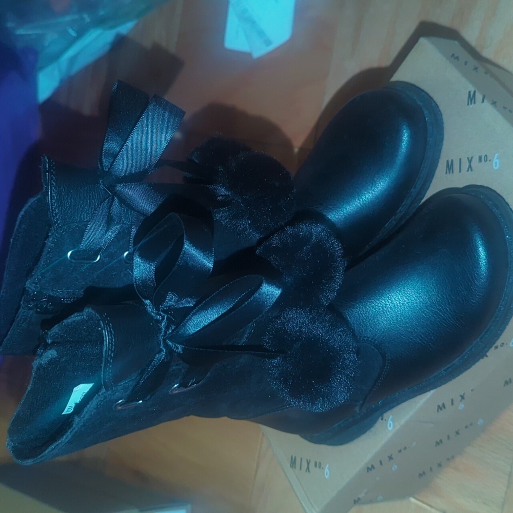 Toddler Girls Rachel Shoe Suede and leather boots size 10 (work once)